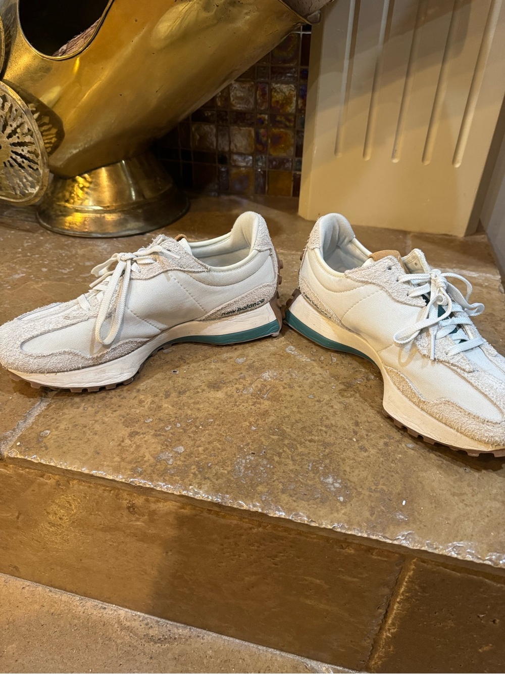 New Balance Women's Cream & Teal Retro Runner Sneakers - Picture 4 of 5
